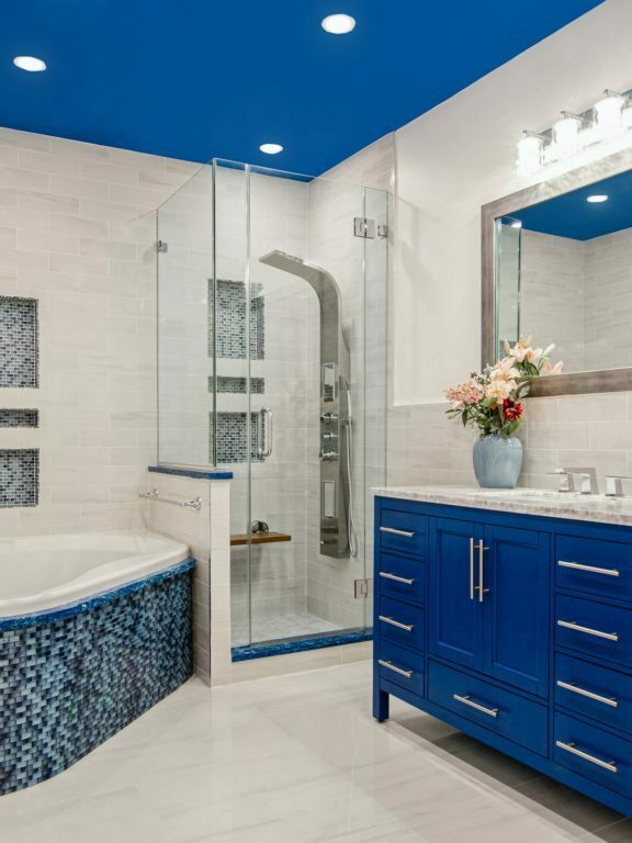 How Can I Create a Guest Bathroom My Visitors Will Love?